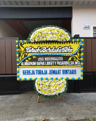 Papan Bunga Duka di Kali Napu